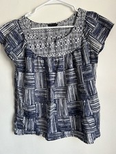 Banana Republic Size Small flutter sleeve cotton Top Blue White Print