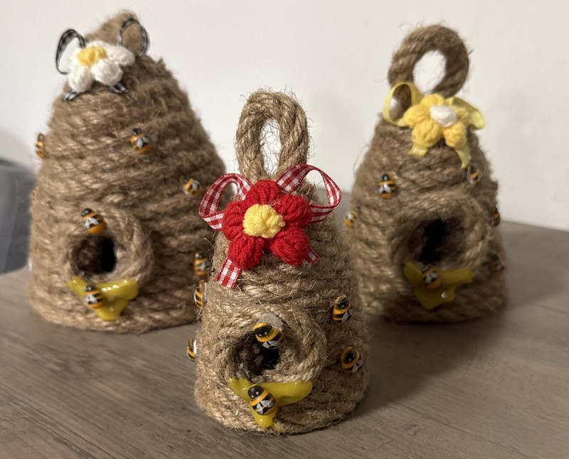 New set of three HONEY BEE HIVE Burlap Jute 8"
