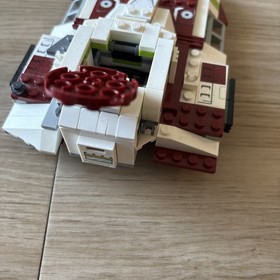 LEGO Star Wars: Republic Fighter Tank (75182)- Incomplete