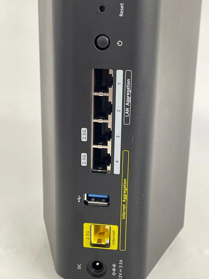 NETGEAR Nighthawk Tri-Band WiFi 7 Router (RS300) - - Image 4 of 4