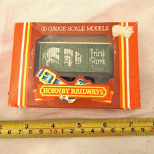 Vintage Hornby R216 OO Gauge. Prime Pork 12T Closed Van Wagon.