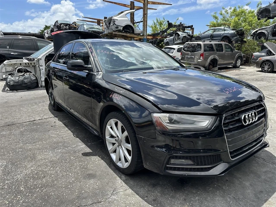 Antena de aleta de tiburón montada en el techo 2013 2014 2015 2016 Audi A4 Foto 3 de 4