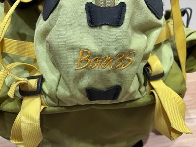 Arc'teryx Bora35 Backpack Used Gray 10+Yrs with Bottle Arc'teryx Bora35 Backpack Used Gray 10+Yrs with Bottle