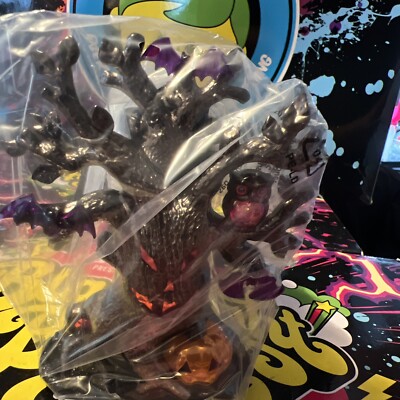 Bath & Body Works HALLOWEEN Night Light Glowing Wallflower Plug MONSTER TREE