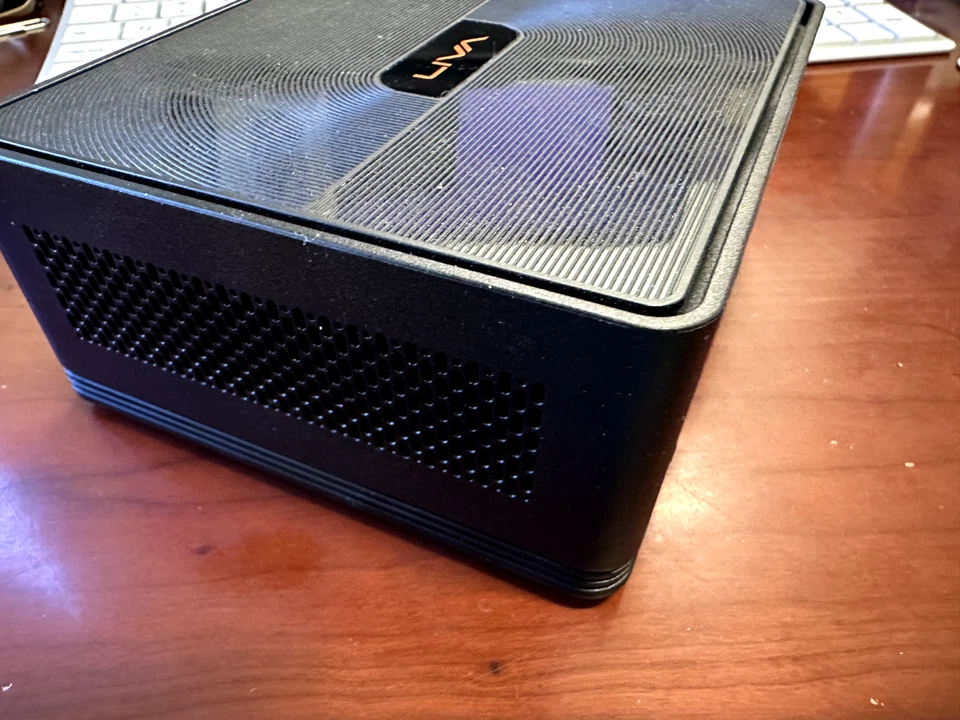 LIVA Z2 Mini Desktop Intel Celeron N4100 2-Core 8GB RAM, 256GB - Image 3 of 4