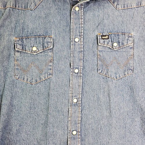 Wrangler Denim Shirt Men XL Cut Off Sleeveles Blue Pearl Snap Western - 第 2/9 張圖片