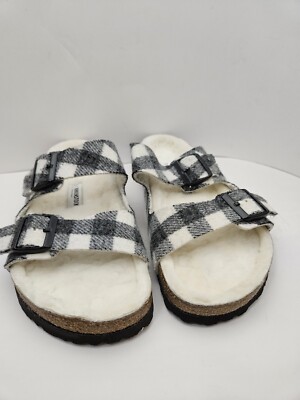 Men\'s Arizona Rivet Shearling Plaid White/Black Sandals Regular Fit Men\'s US 10 Birkenstock Arizona Rivet Shearling Sandal White Black Plaid  main image 3