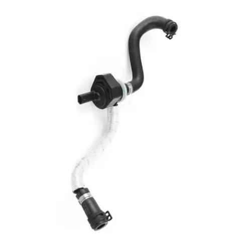 Engine Vent pipe for Mercedes Benz W176 W246 C117 X156 A B CLA GLA 180 200 250 - Picture 1 of 3