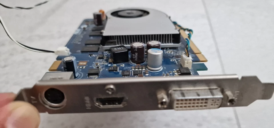 Card Graphics 8600 GeForce 256MB Nvidia GEFORCE NVIDIA 256MB PCIe 8600GT - Image 3 of 4