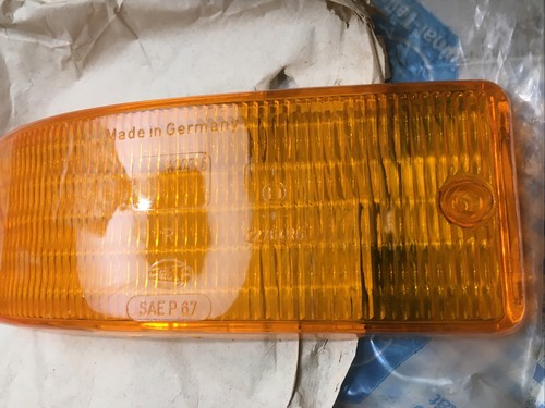 Mercedes Benz Turn Signal Lens Right Hella Lichtscheibe W309 NOS - Picture 5 of 6