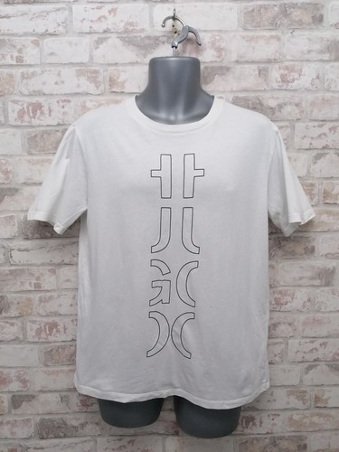 Hugo Boss T-Shirt Big Logo White - Size M Cotton. P2P 21 In, Lenght 25 Inc - Picture 2 of 16