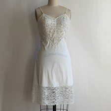 Vintage Vanity Fair 1960s Ivory Nylon Slip with Lace Made in USA Size 32/S