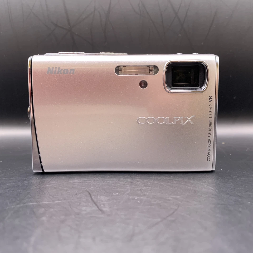 Nikon COOLPIX S50 Silver 7.2 MP Digital Camera English OK Excellent From Japan - Image 2 of 4