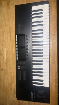 Native Instruments Komplete Kontrol S49 MK2