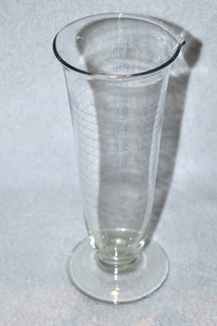 Vintage Chemist K EXAX 16oz Glass Beaker with Spout 500 ml 16 oz Made In USA