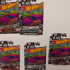 Hot Wheels Day of the Dead DXT91 Diecast 1:64 Car Lot Ford, Maverick, Camaro