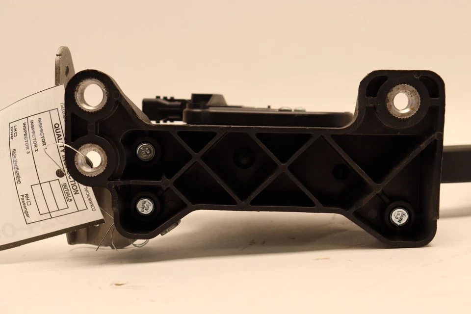 Nissan NV1500 NV2500 NV3500 2012-2021 acelerador de gasolina pedal OEM Foto 3 de 4