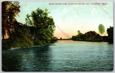 Bend Down the Clinton River, Mt. Clemens, Michigan - Postcard