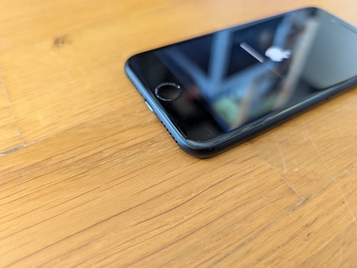 Apple iPhone 7 Space Gray 32GB A1778 MN8X2ZD/A Unlocked - Photo 6 sur 11