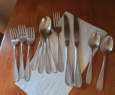 12 pc Oneida Flight Reliance Satin Stainless Teaspoon Dinner Fork Salad USA