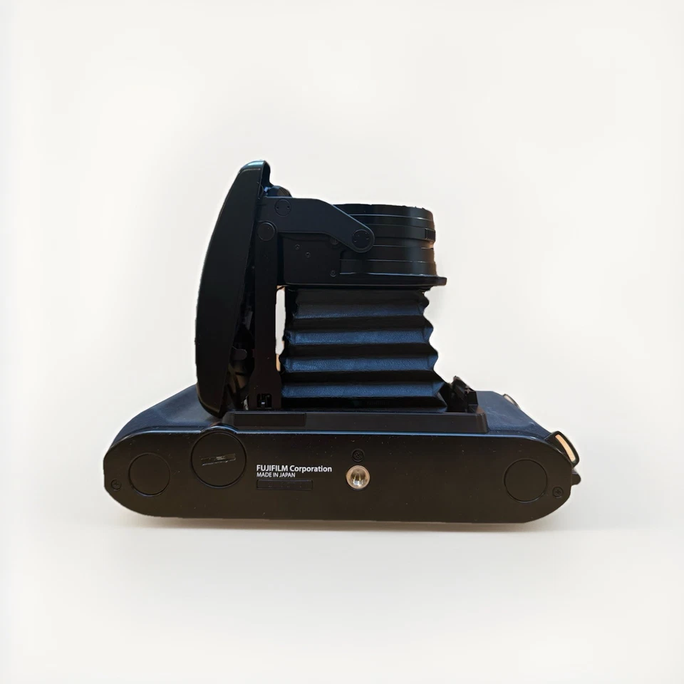 [CASI COMO NUEVA+] Cámara fotográfica de formato medio Fujifilm GF670 profesional negra 6x6 6x7 Foto 3 de 4