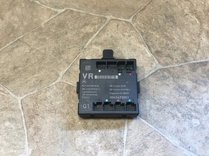 MERCEDES-BENZ C W204 Türsteuergerät vorne rechts A2129004502 2.10 20206684