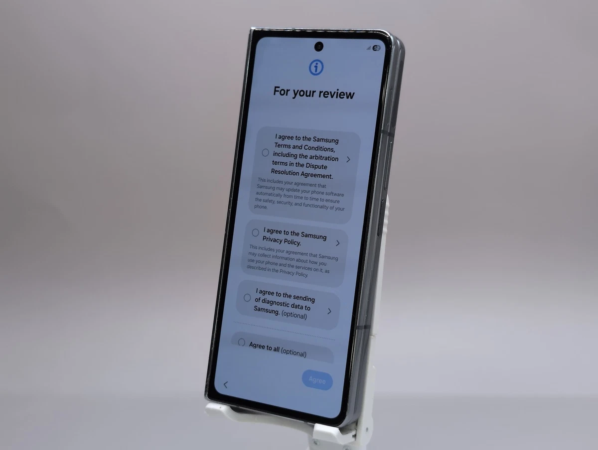 Samsung Galaxy Z Fold4 Unlocked for Sale - Shop New & Used Cell