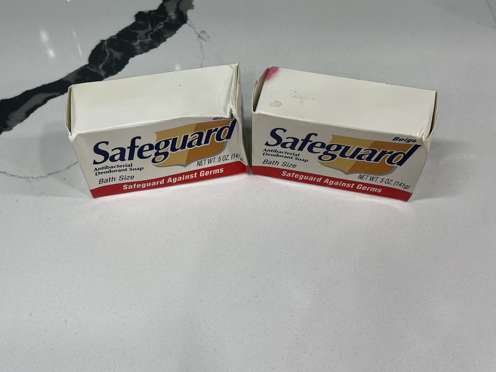 1994 Safeguard Beige 2 bars vintage Deodorant Soap in Box 5oz. Bath Size NOS