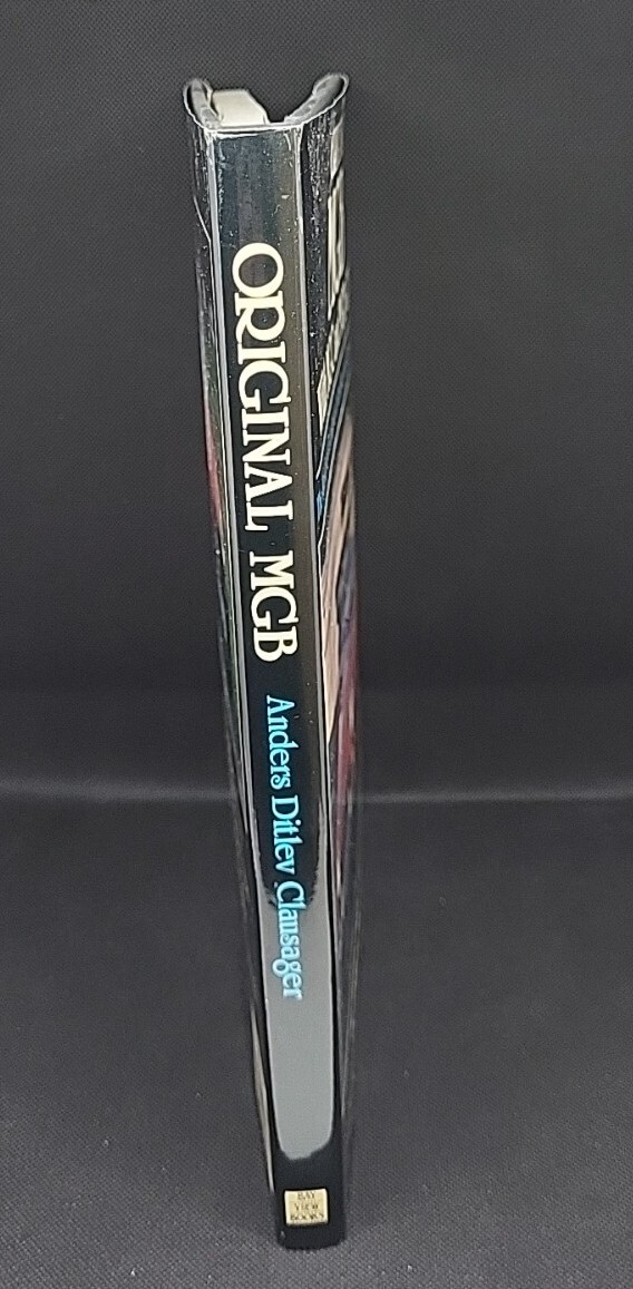 Original MGB with MGC & MGB GT V8 - Clausager, A: 1996 HB ISBN