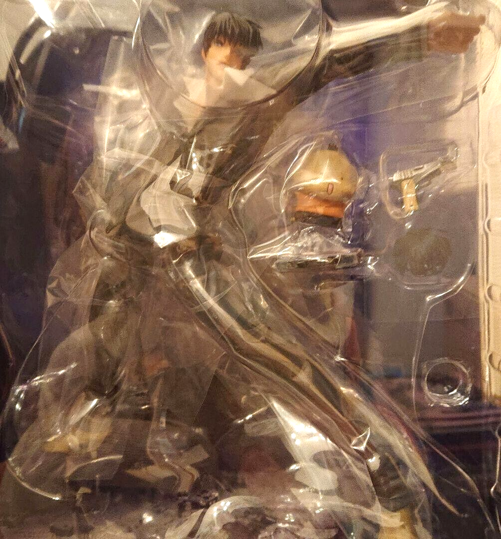 TRIGUN Badlands Rumble Figure ARTFX J Nicholas D. Wolfwood 1/8