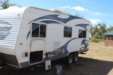 2009 Forest River Toy Hauler, 27' twin axle 2 3/8" Hitch RV