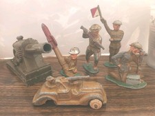 Vintage Grouping Of 6 Toy SOLDIERS BARCLAY Metal Manoil WW1 Soldier 