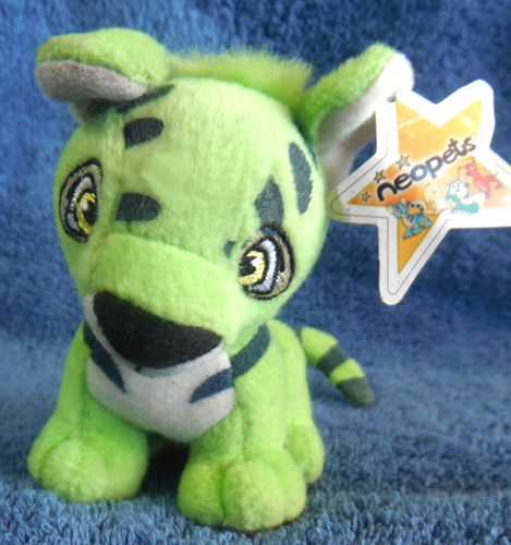 *2523* Green Kougra with star tag - Neopets McDonalds 2005 – 9cm – plush
