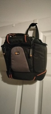 Case Logic SLRC2 Camera Case - padded, slotted, clean pre-owned black 