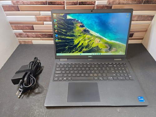Dell Latitude 3520 15" Laptop - i5-1135G7, 16GB RAM, 256GB SSD, Intel Iris Xe