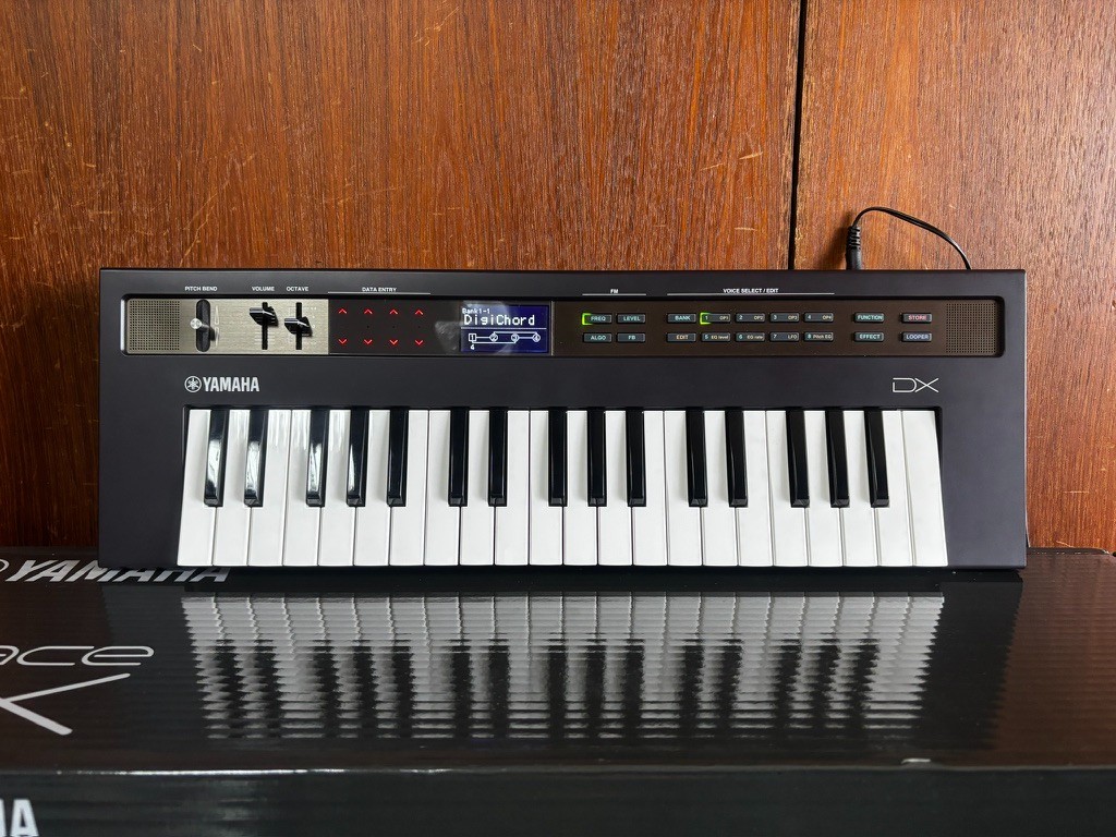 Yamaha Reface DX FM Synthesizer w/ box | eBay