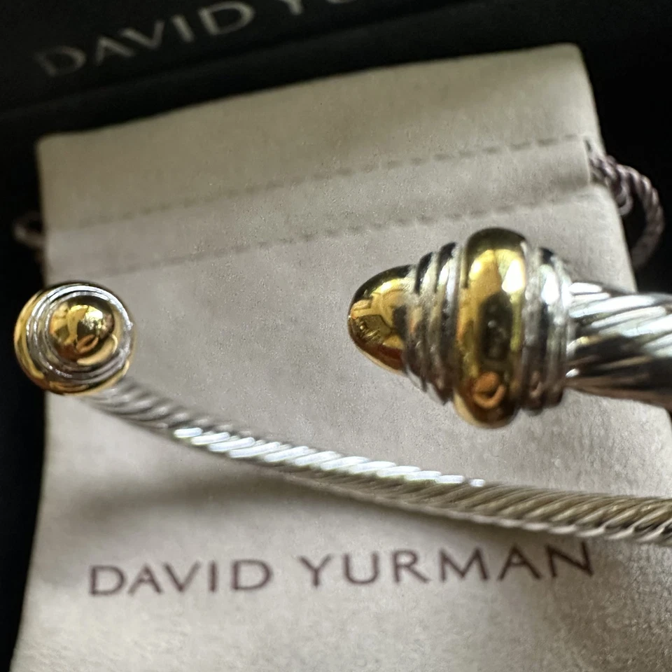 Brazalete David Yurman de 5 mm de oro con cúpula de cable de oro de 14 k y plata de ley talla: M Foto 4 de 4