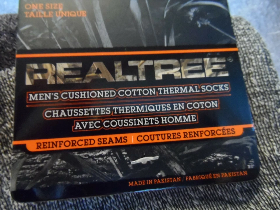 3 pair of Men's Cushioned Cotton Thermal socks by Realtree - Image 4 of 4
