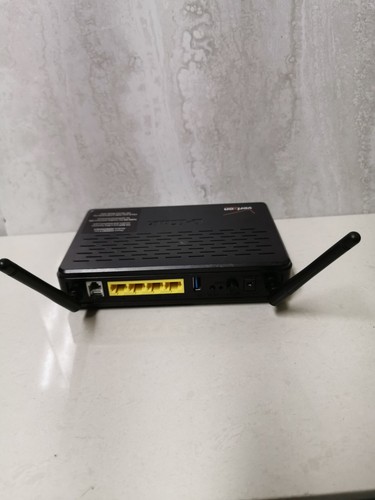 D-Link DSL-2750B 300 Mbps 4-Port Wireless N Router/No with charger/test work#M24 - Picture 2 of 4