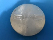 GMC GENUINE FACTORY OEM POLISH CENTER CAP 9595363 OEM