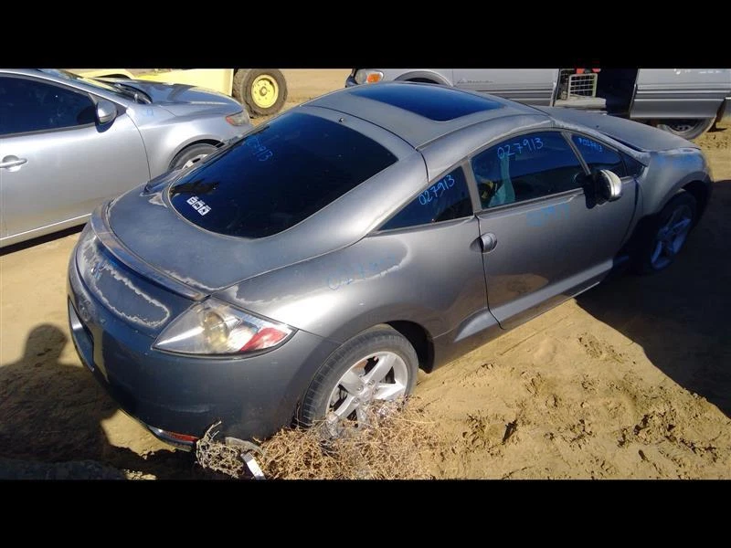 Pinza de freno de disco trasera derecha usada se adapta a: Mitsubishi Eclipse 2006 trasera 2,4 L trasera Foto 4 de 4