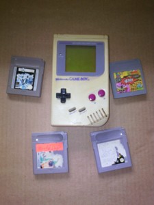 Original Nintendo Game Boy Gameboy in grau mit 4 Spielen ...