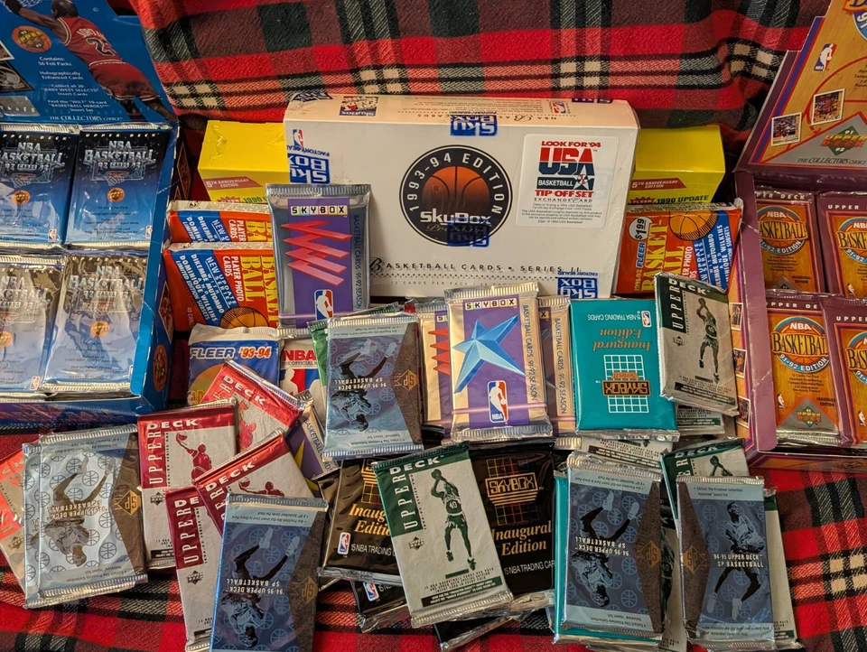 LOTE DE 20 PAQUETES DE BALONCESTO AÑOS 90 SIN ABRIR. OPORTUNIDAD DE TARJETAS JORDAN. SHAQ ROOKIES Foto 2 de 4