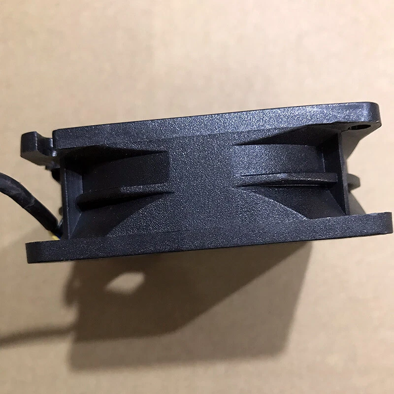 1X ADDA AD0712UX-A7BGL 70*70*25mm DC12V 0.3A 4-Pin PWM Cooling Fan Fast Shipping - Image 3 of 4