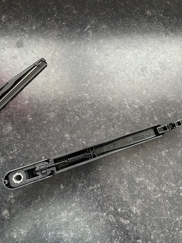 Rear Wiper Blade And Arm For Corsa 2013 Onwards. - Picture 4 of 5