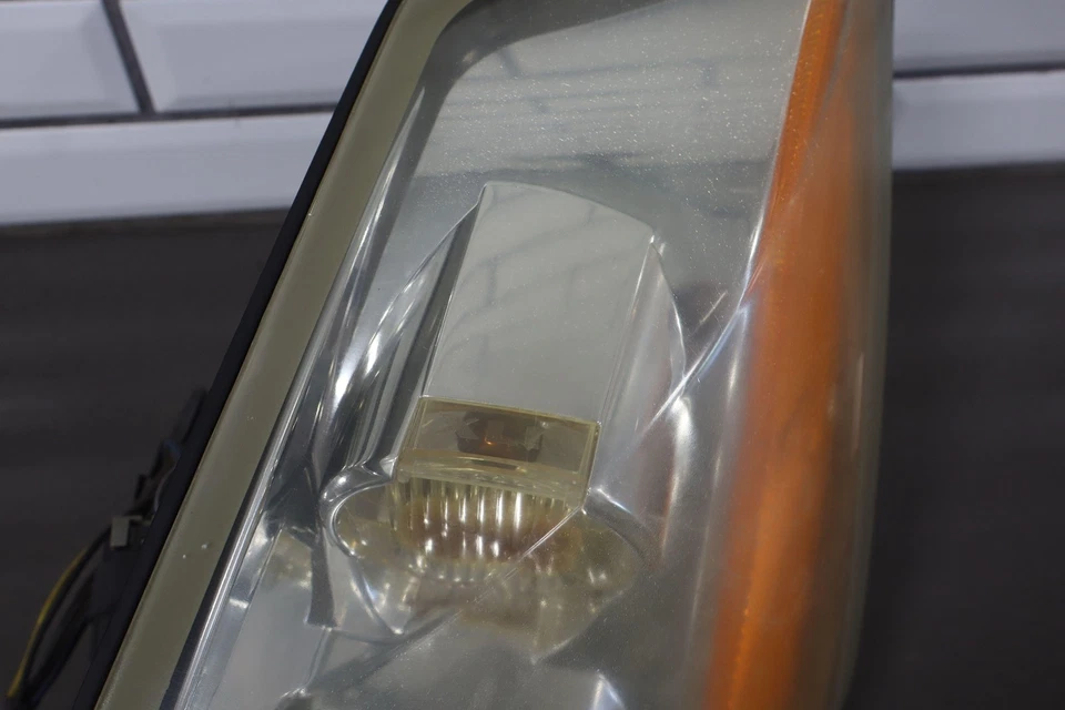 Lámpara de luz de faro izquierdo Cadillac XLR 2006-2009 xenón HID *Catarata* Foto 3 de 4