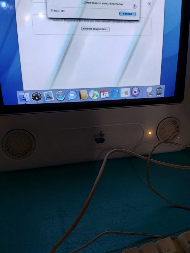 Apple eMac A1002 All in One vintage computer PC G4 with Keyboard and Mouse Works - Image 3 of 4