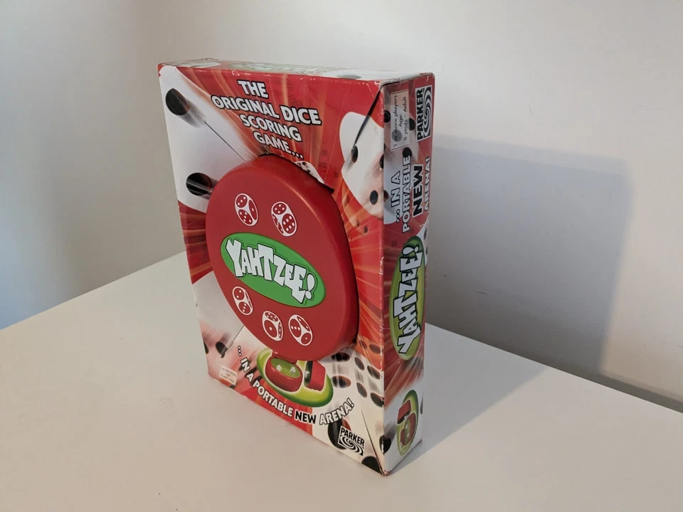 Yahtzee Hard Case Travel Dice Game 2004 - Brand New & Sealed  - Image 2 of 4
