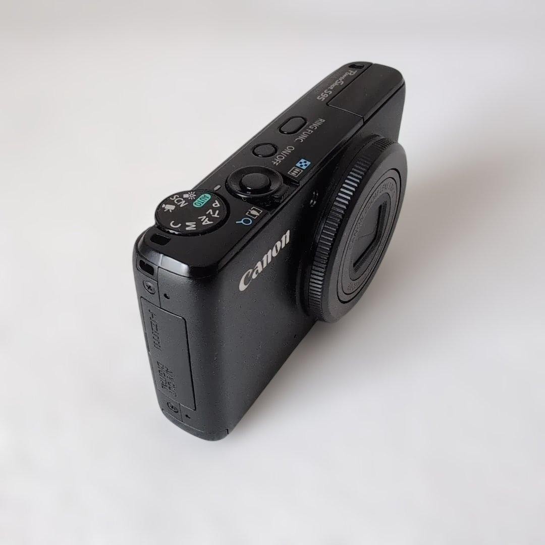 Canon PowerShot S95 Compact Camera 10MP 3.8x Zoom F2.0 3