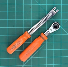 Matco Tools AE4651M - AE7789M & AE4655M 5/16" Slack Adjuster Wrench Release Tool